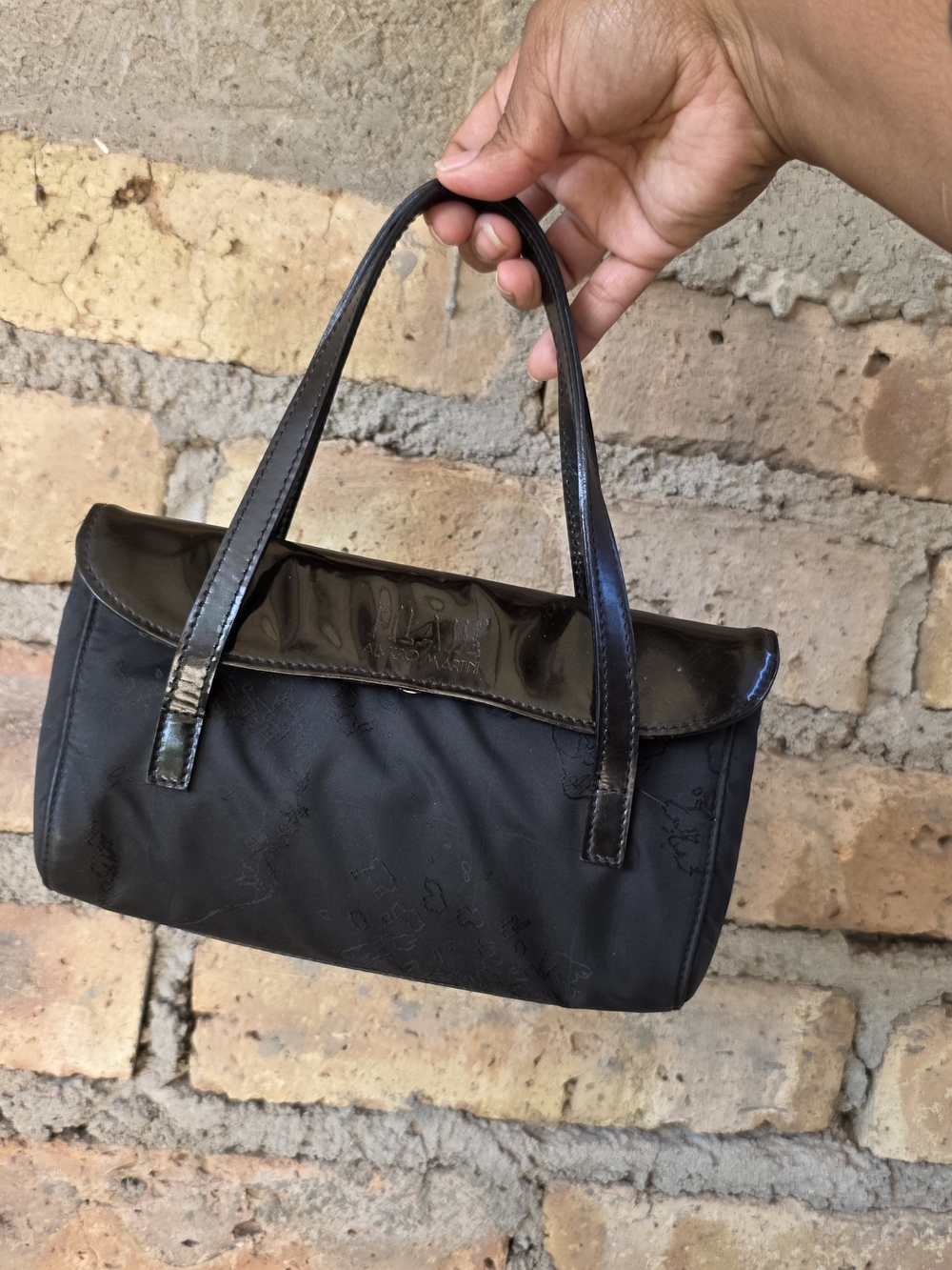 Vintage Alviero Martini 1ᴬ Classe Black Geo Map Nylon Patent Shoulder Bag